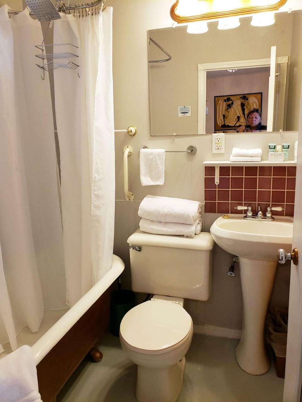 Reno Motel Salmo Ngoại thất bức ảnh